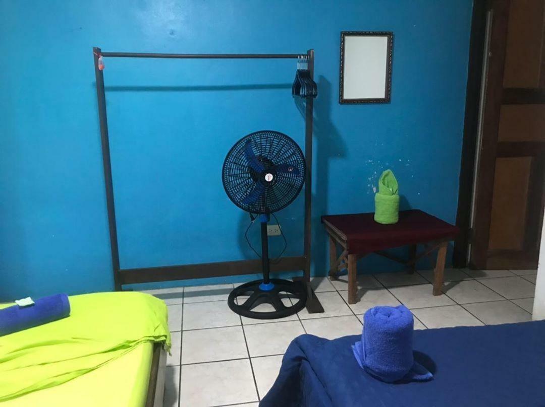 Cabinas Miss Miriam 2 Тортугеро Экстерьер фото