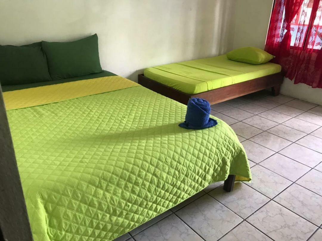 Cabinas Miss Miriam 2 Тортугеро Экстерьер фото