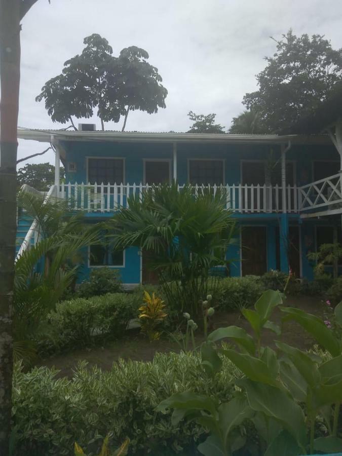 Cabinas Miss Miriam 2 Тортугеро Экстерьер фото