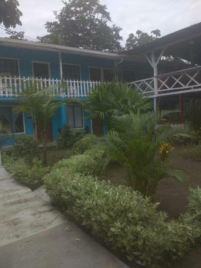Cabinas Miss Miriam 2 Тортугеро Экстерьер фото